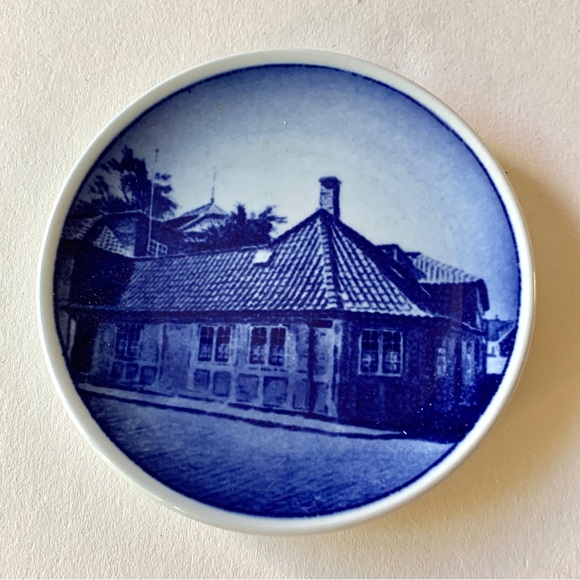 Hans Christian Anderson Mini Plate, Royal Copenhagen - Picture 1 of 8
